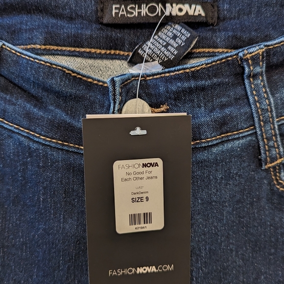 Jeans - Picture 4 of 4